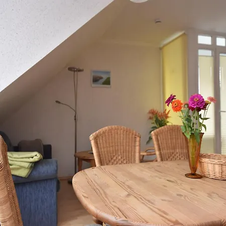 Apartment Seaside Comfort For 5 Guests, Cleaning Included Rerik